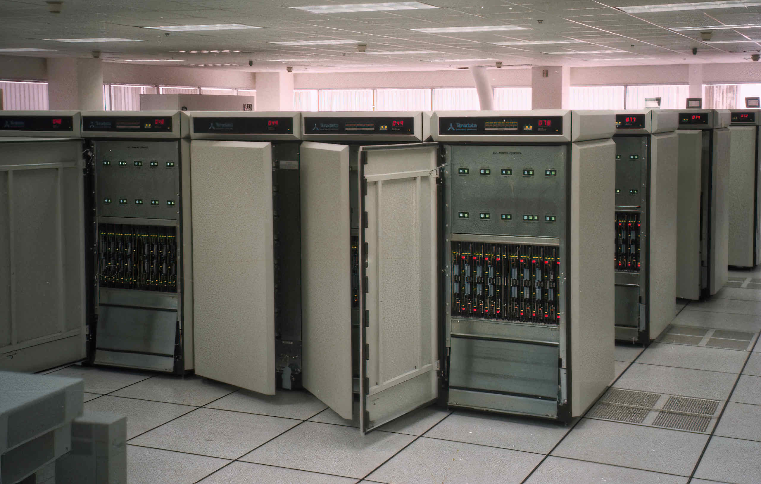 Visiting a Data Centre in the 1990s